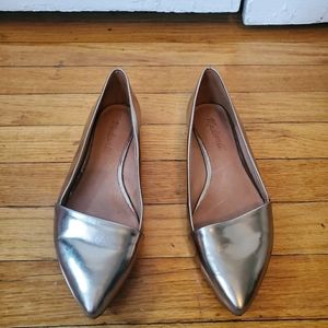 Madewell pointy toe silver flats